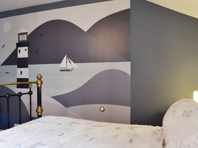 Well presented double bedroom | Neuadd, Menai Bridge, near Bangor