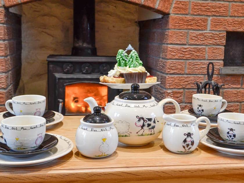 Warm and welcoming living room | Felin Gogoyan - Cambrian Mountains Glamping, Tregaron, near Lampeter
