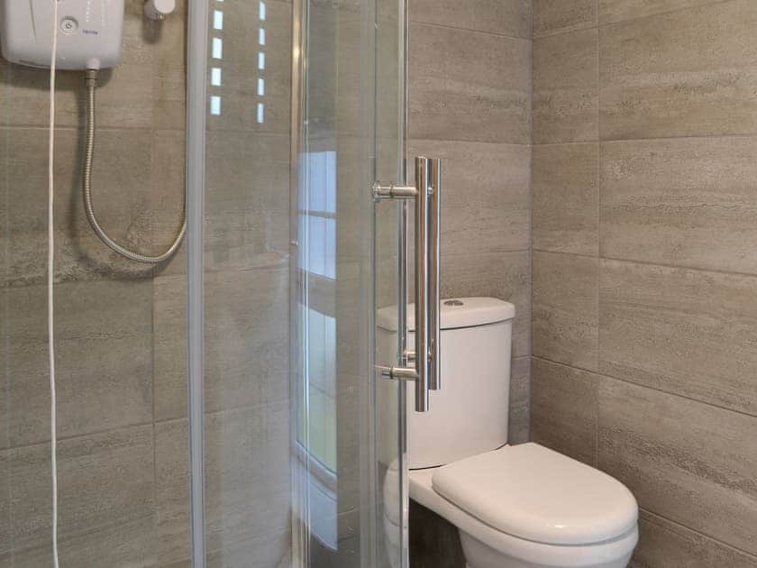 Beautiful tiled shower room | Felin Gogoyan - Cambrian Mountains Glamping, Tregaron, near Lampeter