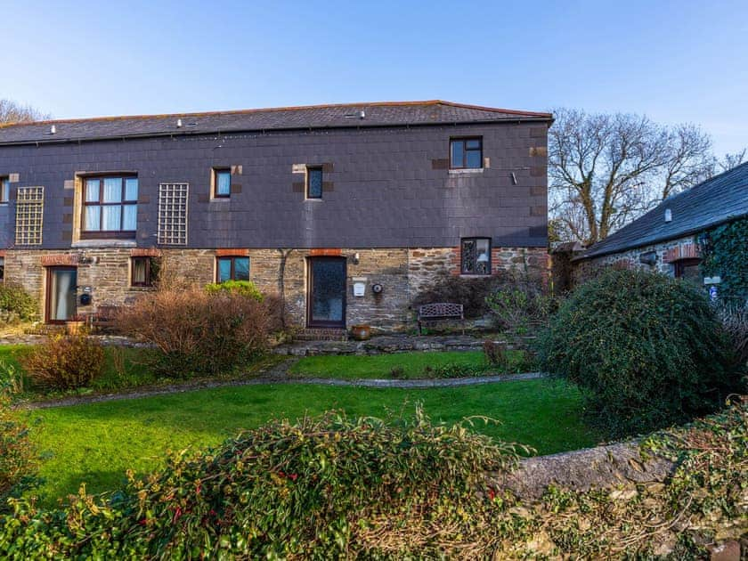 Stunning holiday home | Dairy Cottage, Fowey