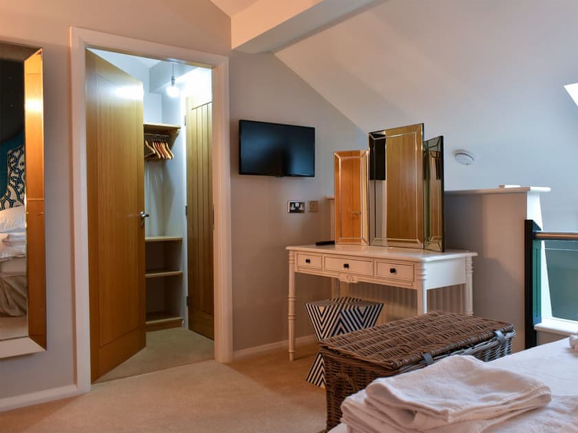 Lovely double bedroom | Rye Meadows - Whoop Hall, Kirkby Lonsdale