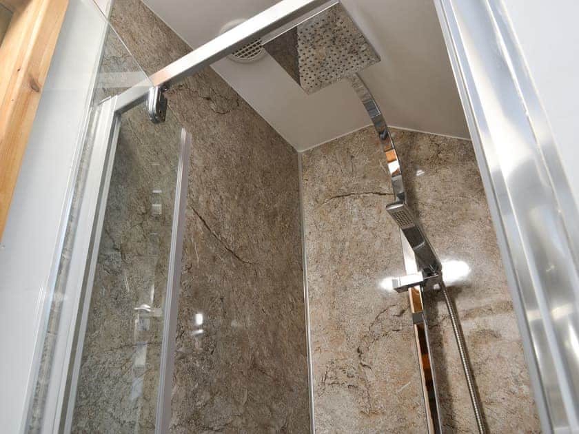 Shower | The Old Forge, Baswick, near Driffield