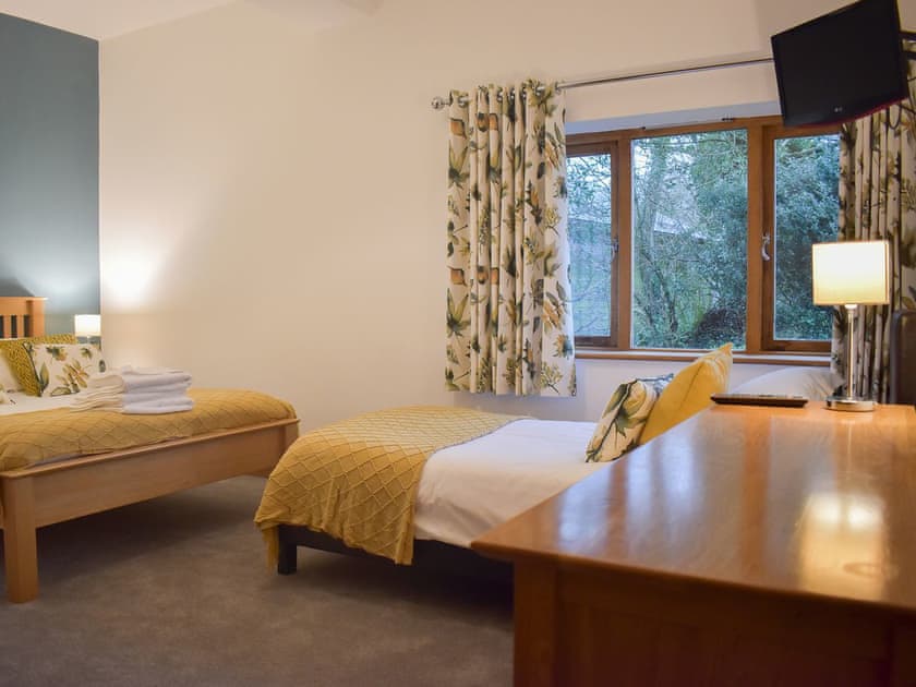 Higher Poulston Wisteria House in Harbertonford, near Totnes, Devon