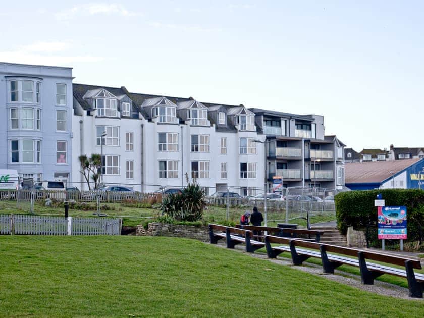 Attractive coastal holiday homes | Apartment 25, Newquay