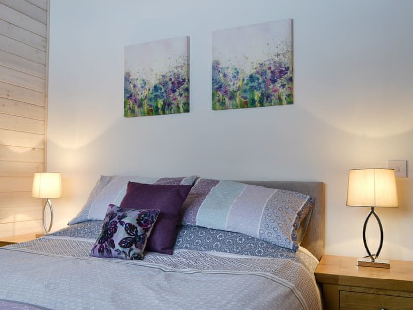 Relaxing en-suite double bedroom | Cruachan - Invernahavon, Glentruim, near Newtonmore