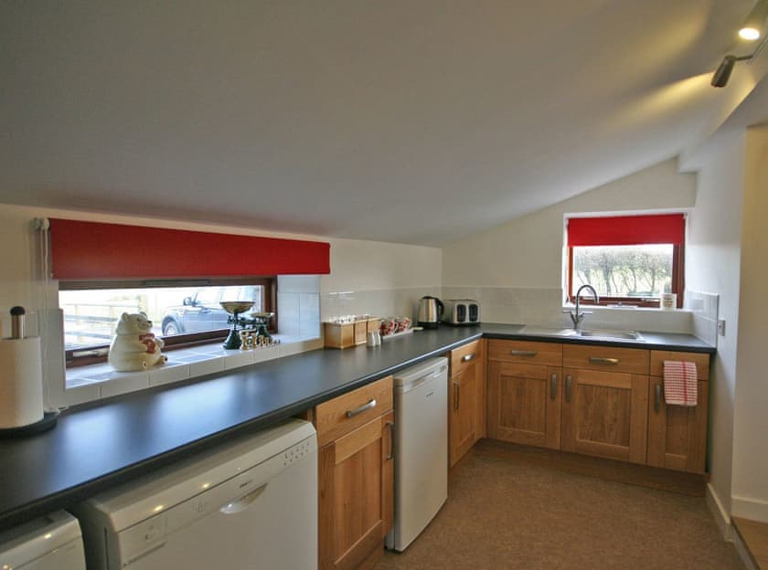 Kitchen | May Tree Cottage, Llysworney, Vale of Glamorgan