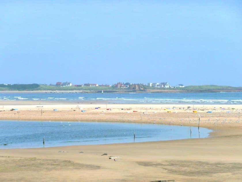 Nearby beach | Driftwood Cottage, Newton-by-the-Sea, near Alnwick