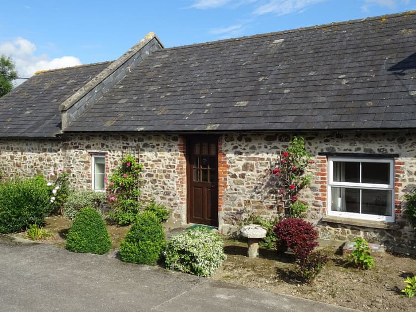 Delightful stone-built holiday home | Penfound Country Cottage, Poundstock, near Bude