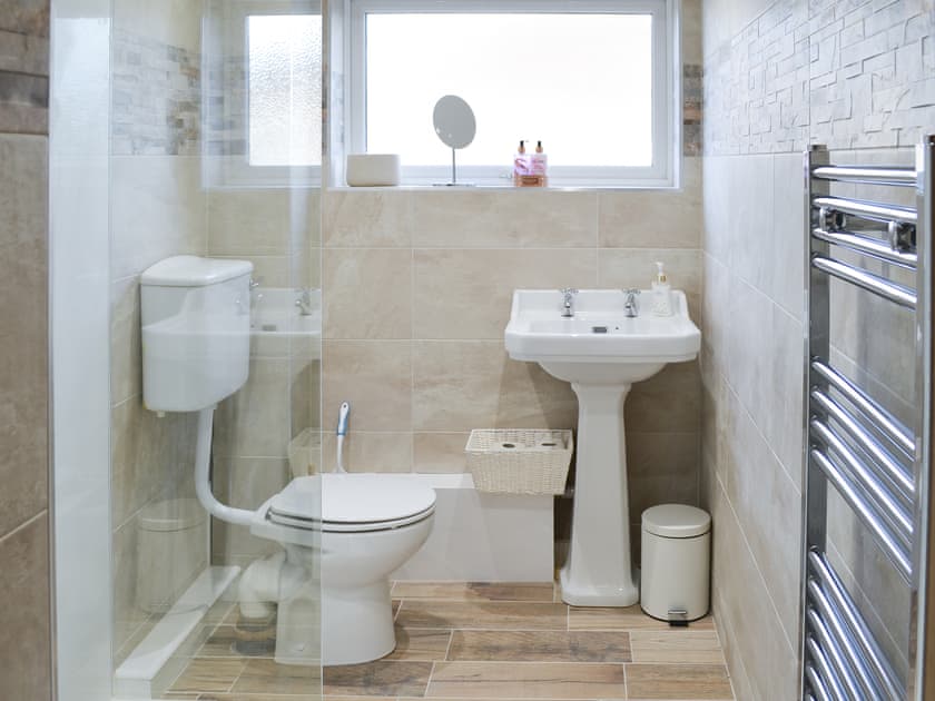 Shower room | Spring Tides, Beadnell