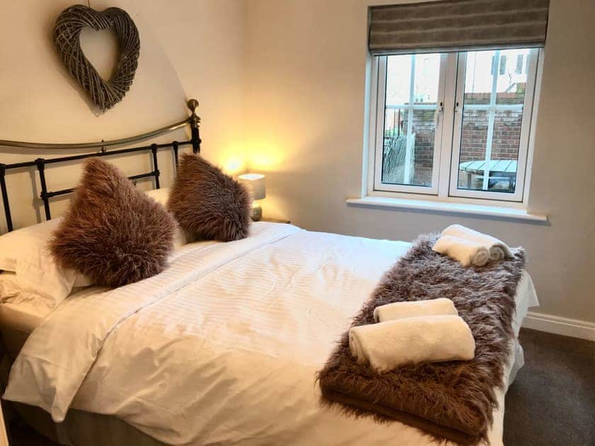 Welcoming double bedroom | Harbourside House, Whitby