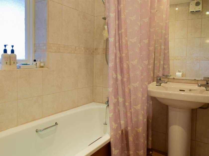 Bathroom | Kinverley, Walton, near Kington
