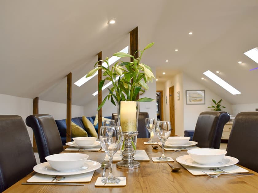 Attractive dining area | Treeview Lodge, Uggeshall