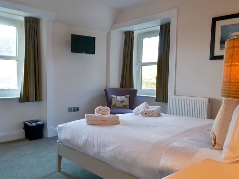 Relaxing double bedroom | Burnside, Dornoch, near Tain