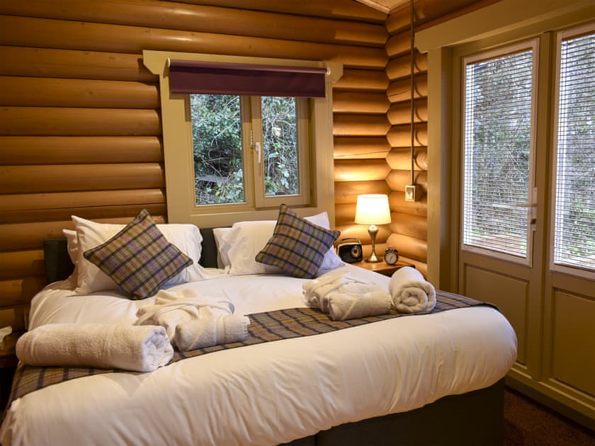 Relaxing bedroom with kingsize bed | Chesters Lodge - Vindomora Country Lodges , Ebchester, near Consett