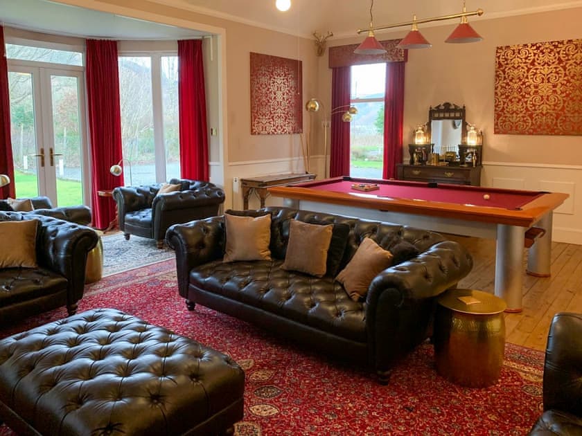 Spacious living room with billiard table | Rhumhor House, Carrick Castle, near Lochgoilhead