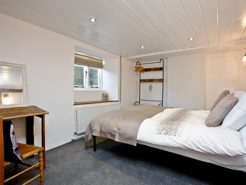 Double bedroom | The Old Mill, Egloskerry, near Launceston