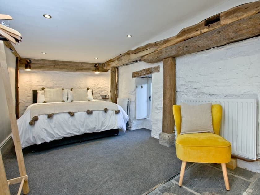 Spacious double bedroom | The Old Mill, Egloskerry, near Launceston