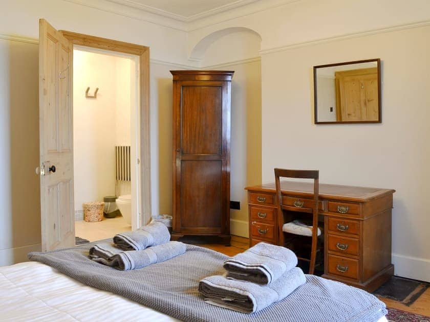 Double bedroom with en-suite | Kingswood, Whitehaven