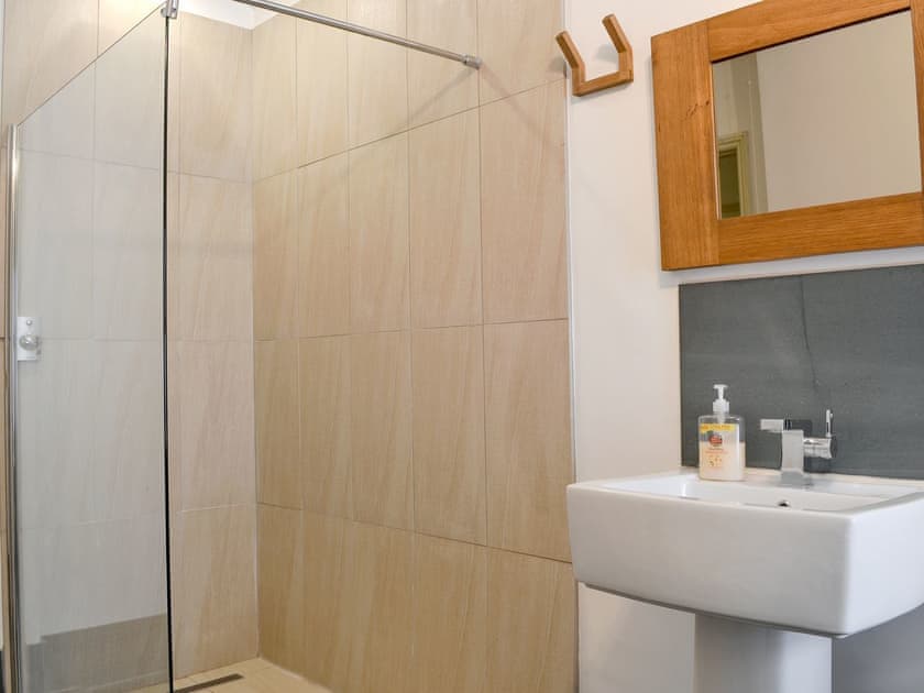 Spacious bathroom | Kingswood, Whitehaven