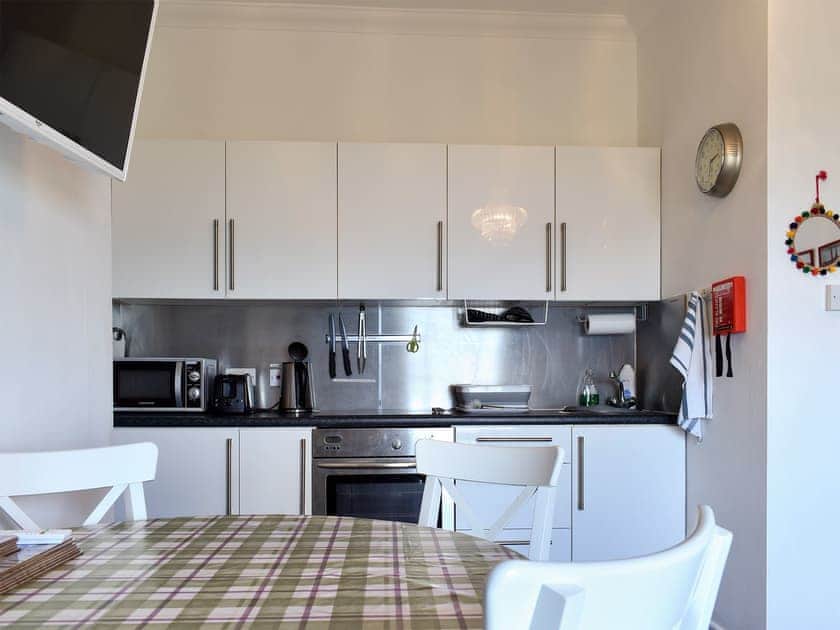 Kitchen and dining area | Flat 4 Horizon View - Moray Apartments, Lowestoft
