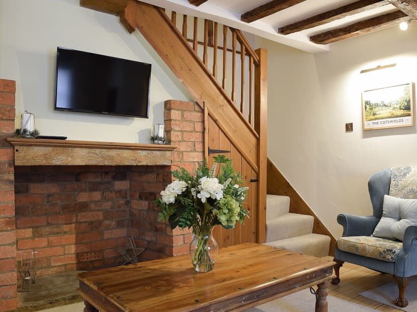 Living room | Lovely Old Cottage, Stratford-Upon-Avon
