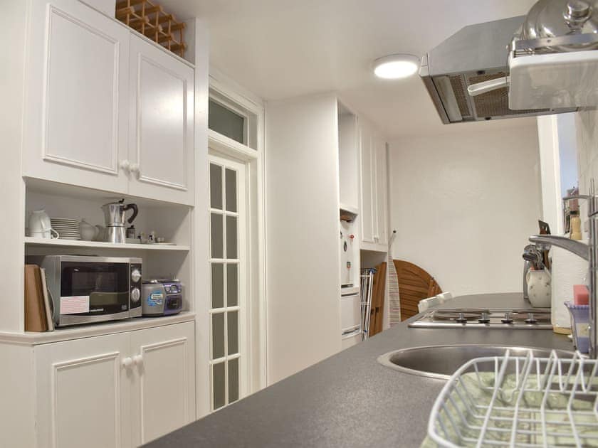Kitchen | Flat 1 Garden View - Moray Apartments, Lowestoft