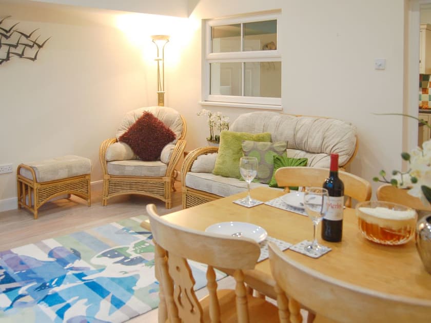 Well presented conservatory/ dining room | Willow Lodge, Bubwith, near Selby