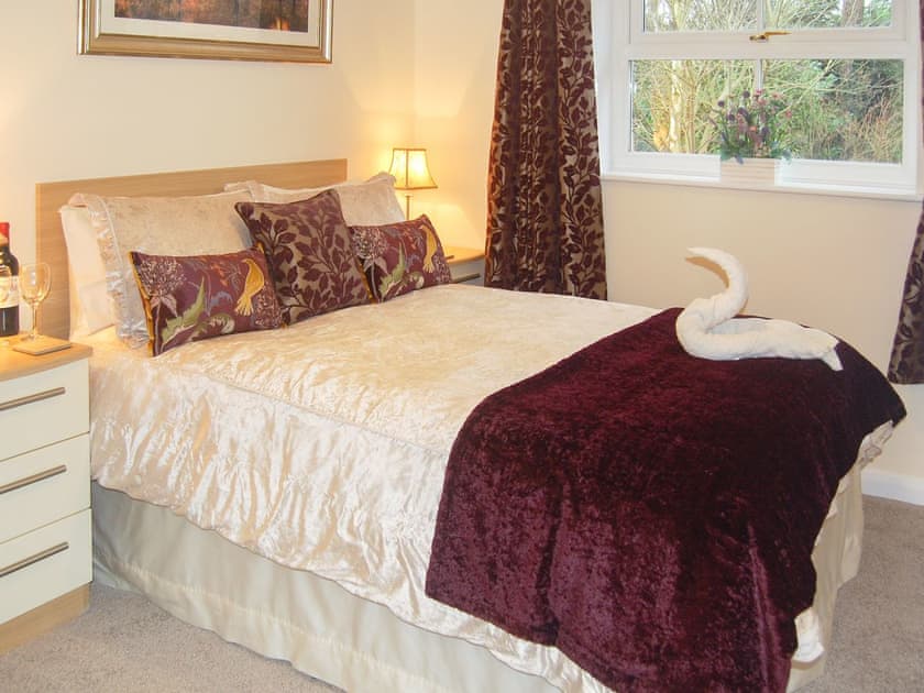 Double bedroom | Willow Lodge, Bubwith, near Selby