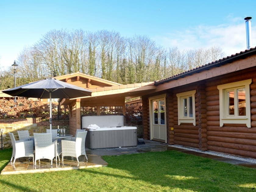 Delightful property with hot tub | Vindomora Country Lodges - Housesteads Lodge - Vindomora Country Lodges , Ebchester, near Consett
