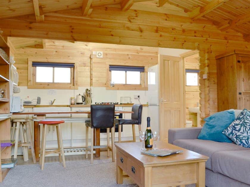 Well presented accommodation | The Cwtch - Penrhiw Fach, Llanwnda, near Goodwick