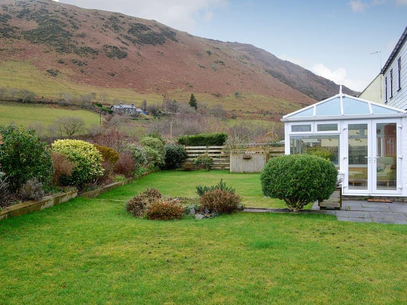 Garden | Hoot House, Abergynolwyn, near Tywyn