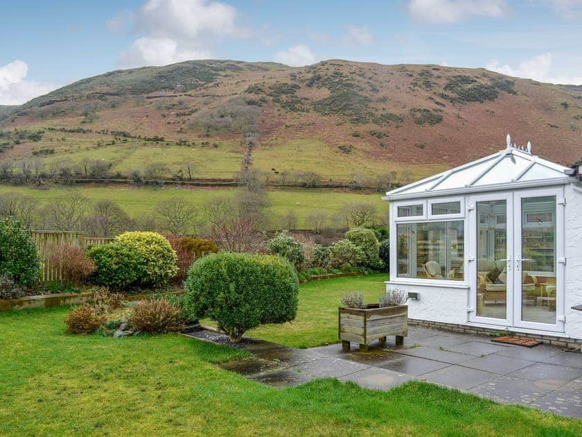 Wonderful surroundings | Hoot House, Abergynolwyn, near Tywyn