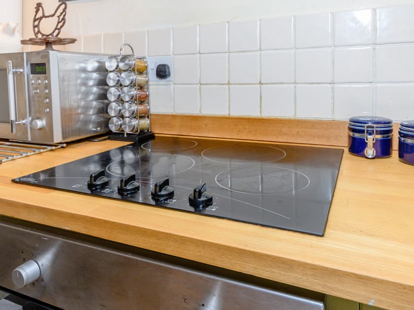 Comprehensively equipped kitchen | The Smithy, Brassington, near Matlock