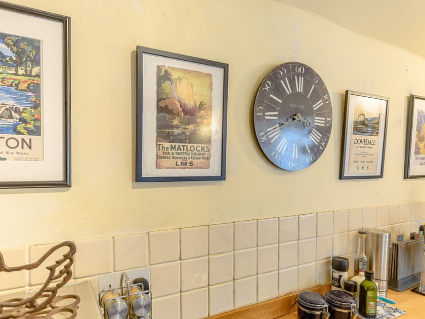 Comprehensively equipped kitchen | The Smithy, Brassington, near Matlock