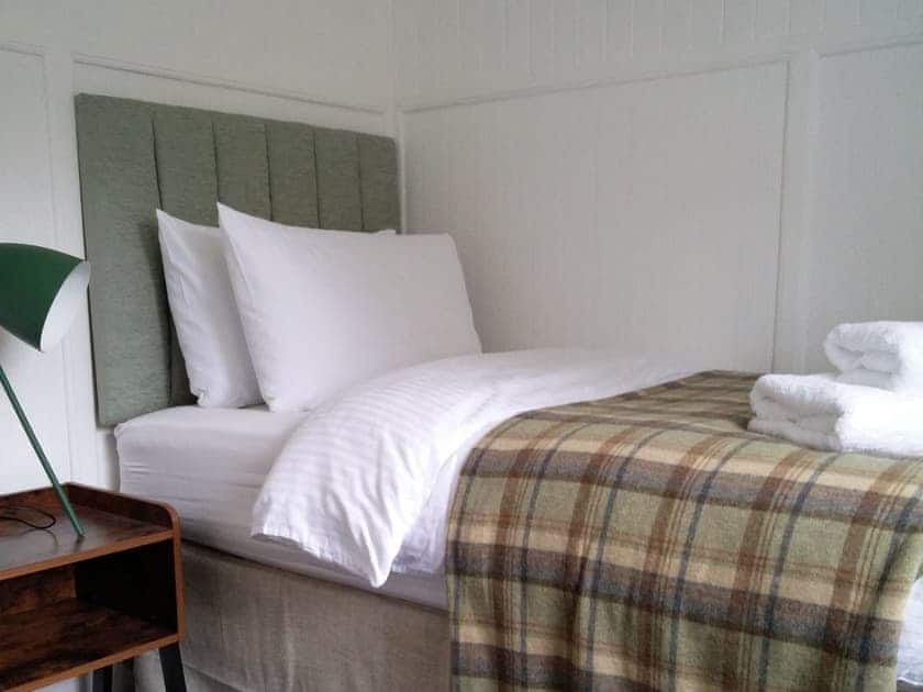 Peaceful single bedroom | Ardville, Melness, near Tongue