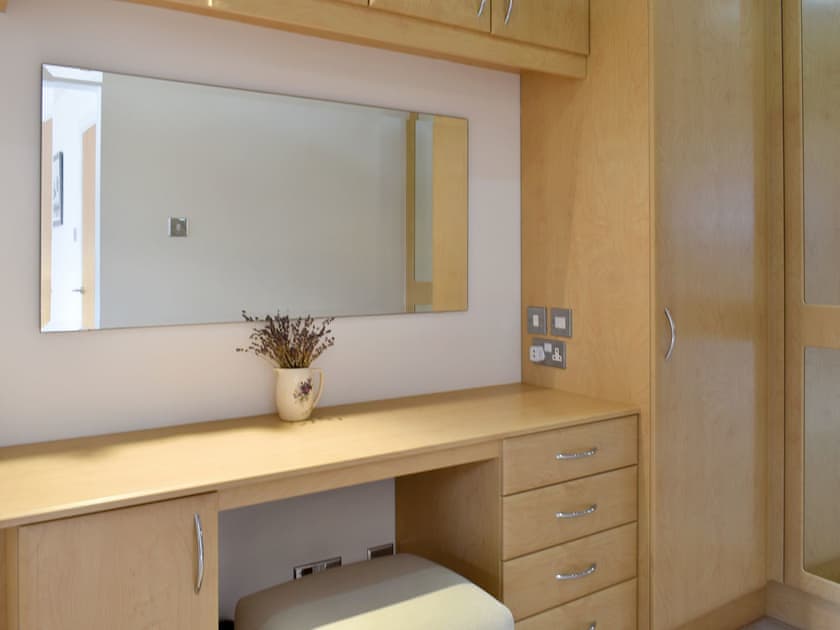 Master-bedroom dressing room | Kings Haven, Mount Batten, near Plymouth
