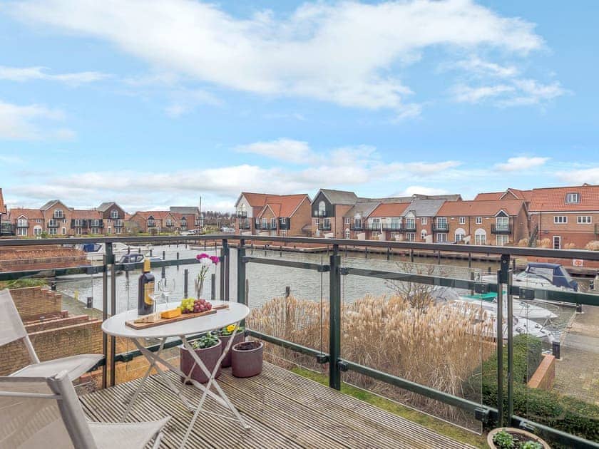 Balcony with excellent views over private moorings | Quayside, Burton Water, Lincoln