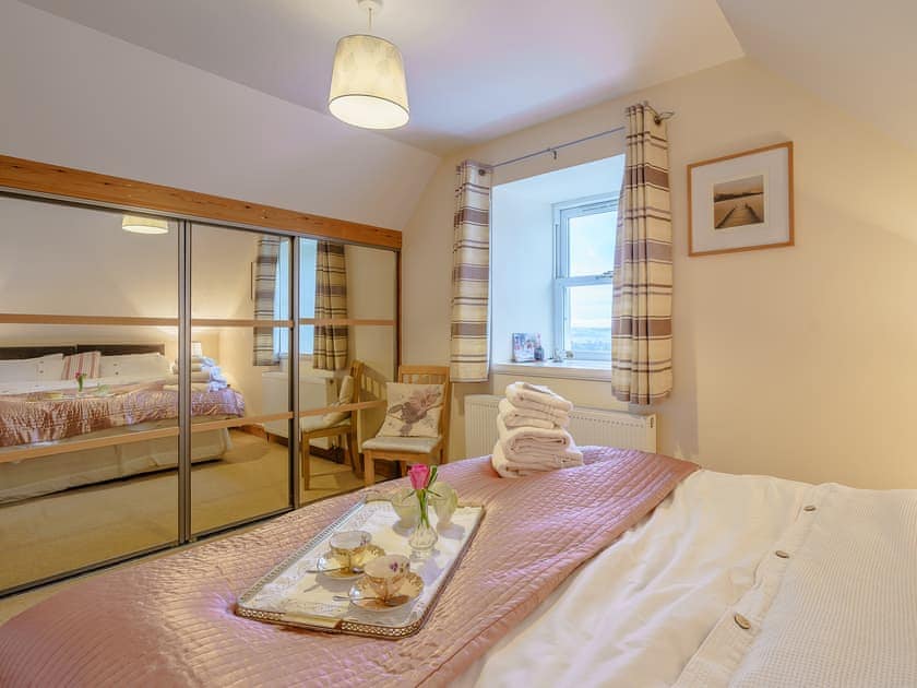 Double bedroom | Little Arches, Lochwinnoch, near Glasgow