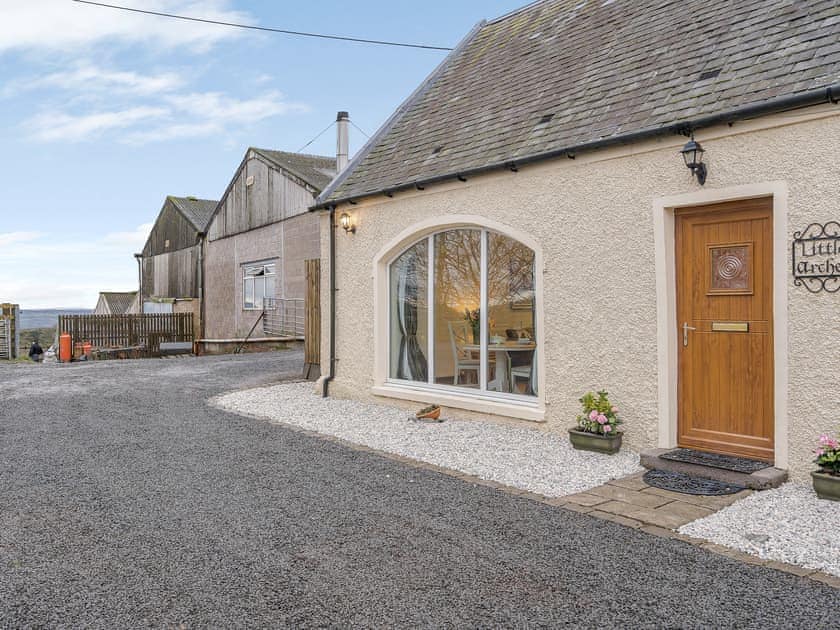 Exterior | Little Arches, Lochwinnoch, near Glasgow