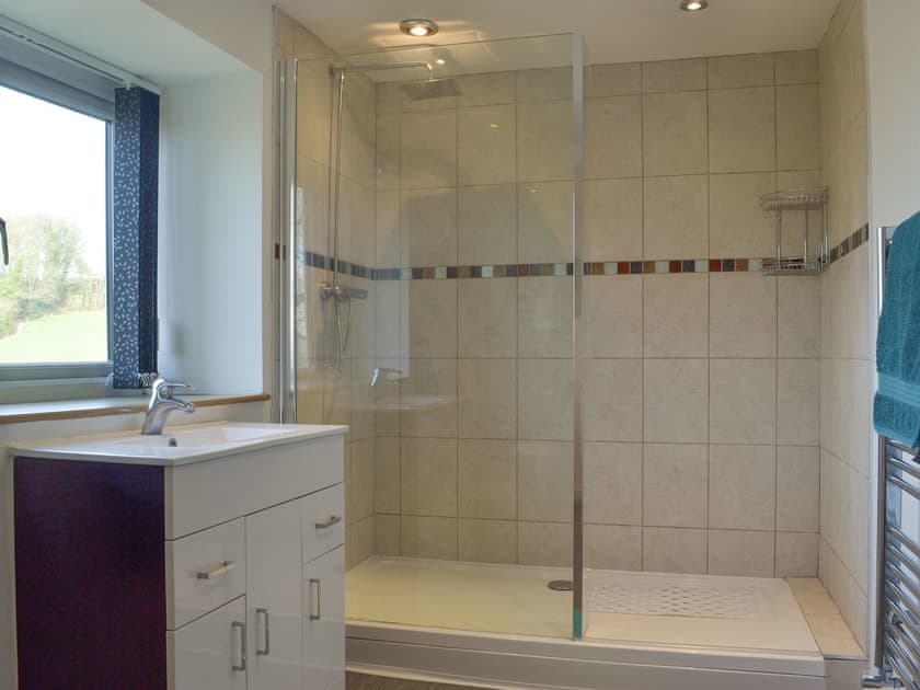 Bathroom | Boundary Cottage, Old Whittington, near Chesterfield