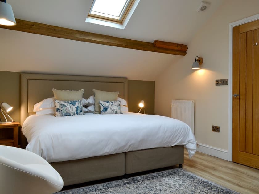 Sumptuous bedroom with kingsize bed | The Hayloft - Branthwaite Cottages, Branthwaite, near Caldbeck