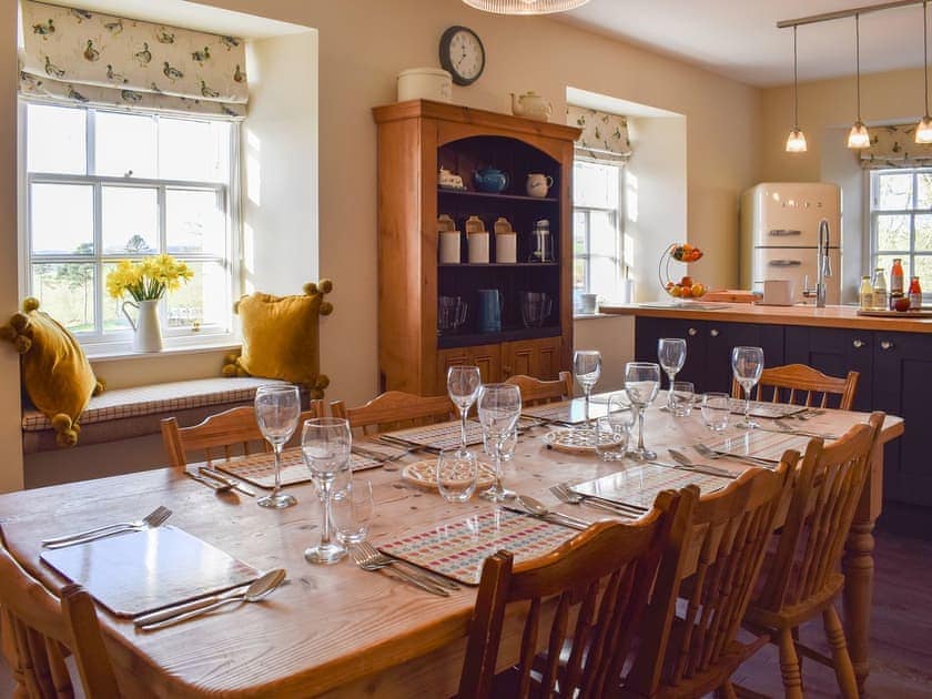 Wonderful kitchen/diner with traditional furniture | The Barracks @ East Neuk Orchards - Self Catering @ East Neuk Orchards, Pittenweem, near Anstruther