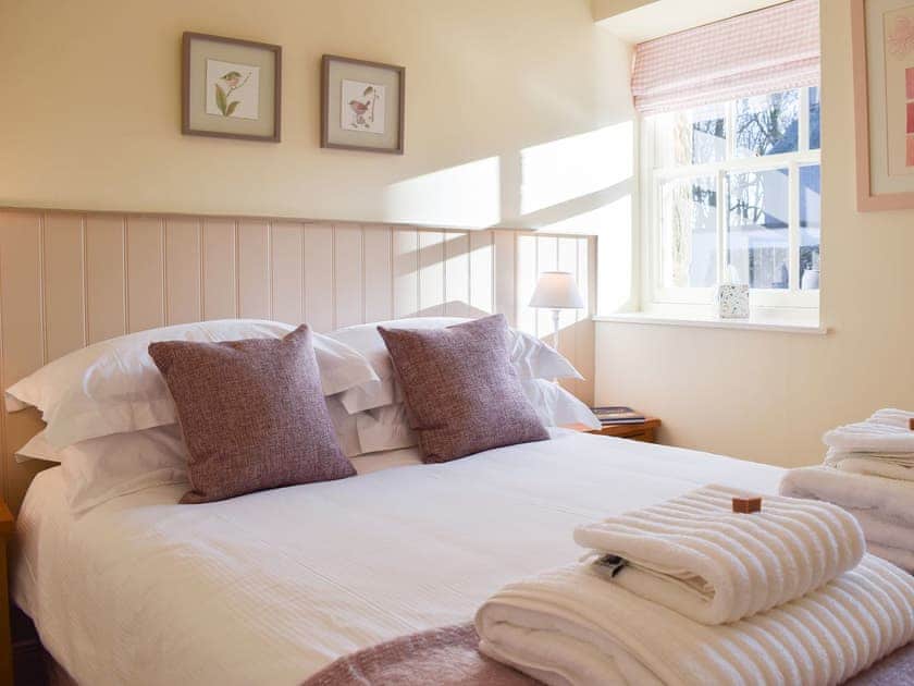 Relaxing double bedroom | The Barracks @ East Neuk Orchards - Self Catering @ East Neuk Orchards, Pittenweem, near Anstruther