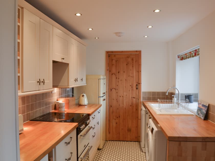 Kitchen | North View, Bradwell