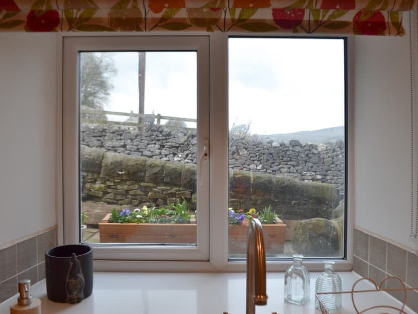 Kitchen | North View, Bradwell