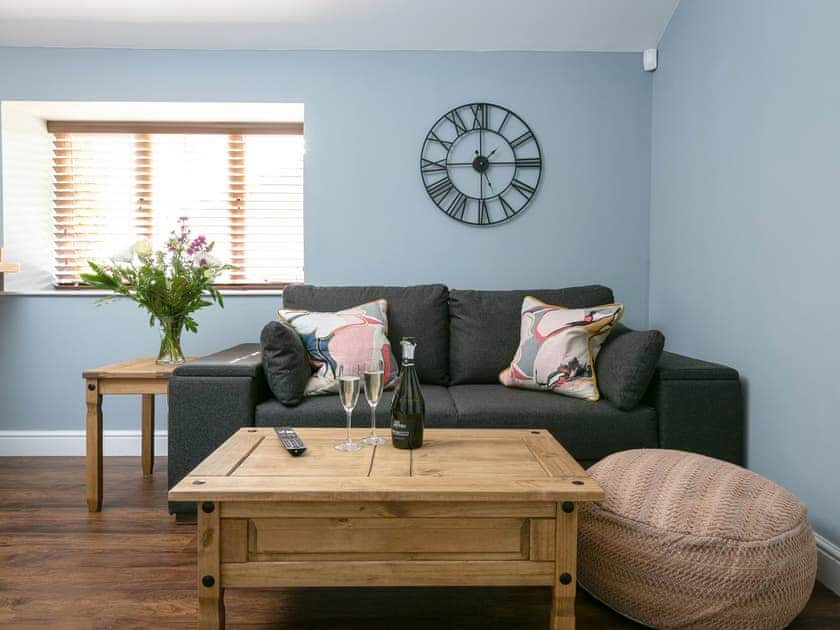 Comfortable seating within living area | Salomons Country Cottage, Tunbridge Wells