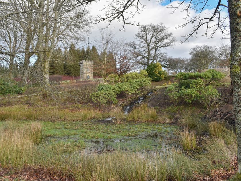 Ornamental lakes and streams are dotted throughout the estate | The Stables, Harburn, near West Calder