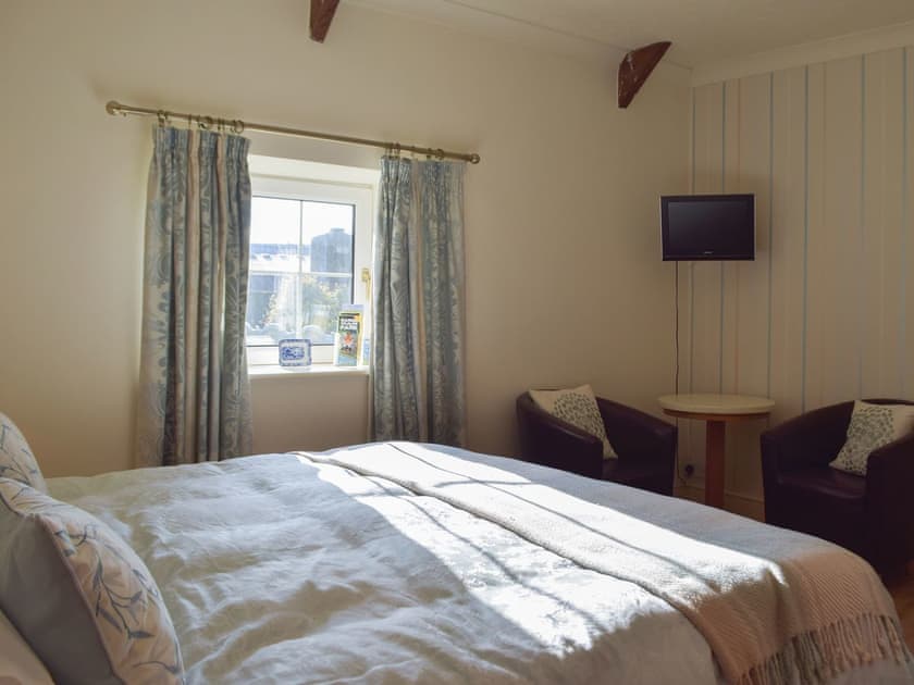 Twin bedded room | Carthouse Cottage, Cosheston near Pembroke