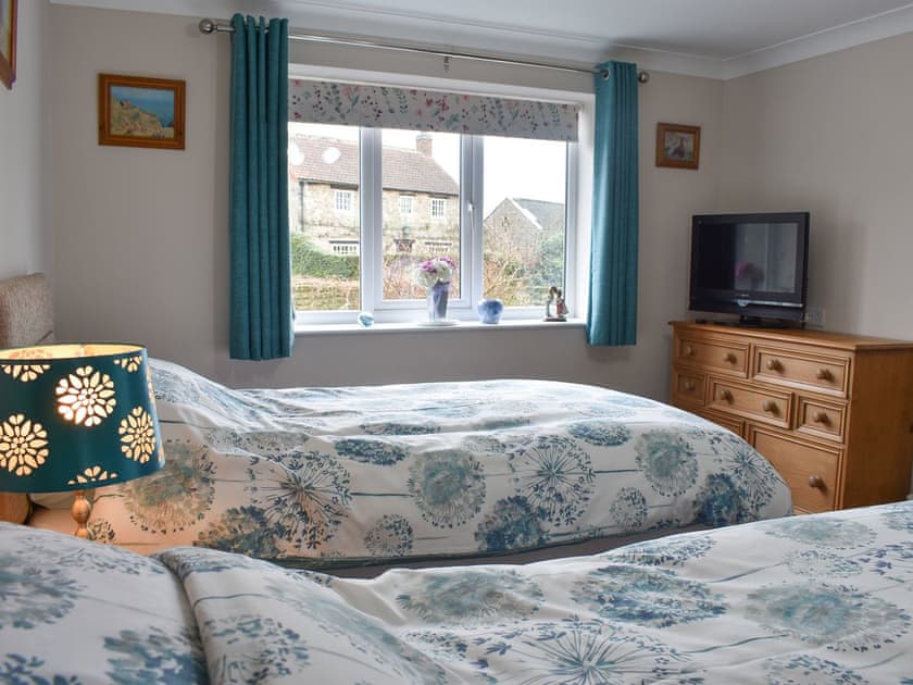 Twin bedroom | Stonehaven Cottage, Nosterfield, near Masham