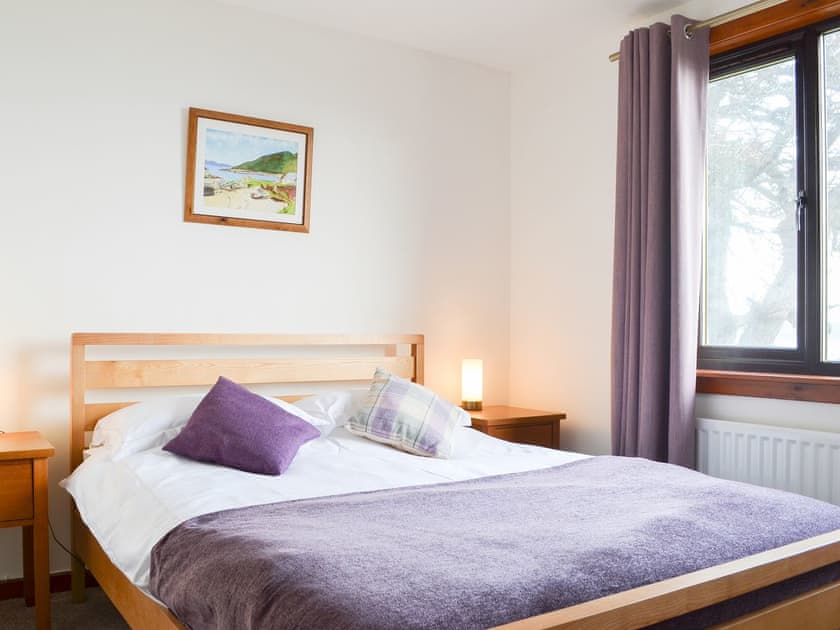 Double bedroom | Cuckoo’s Nest, Cove, near Poolewe